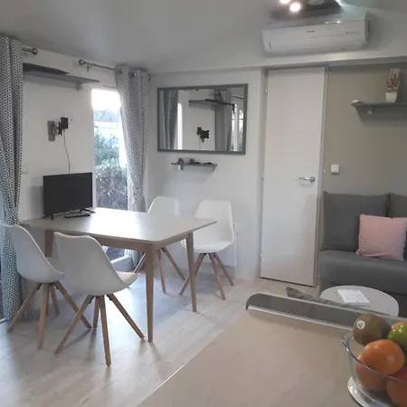 Mobilhome Moderne 3 Ch Avec Lave Linge Es01 Fréjus